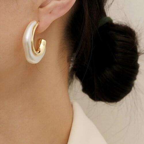 2021 Retro Pearl Geometric C Shape Water Drop Stud Earrings Gold Metal For Woman Girls Party Travel Jewelry