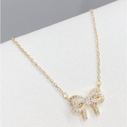 Showfay Personalized Gold Womens Necklace Elegant Sweet Necklace Micro Inlaid Zircon Trendy Chain Trend Necklace Gift for Women