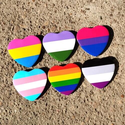 Rainbow Badge Heart LGBT Design Metal Cute Pins Nonbinary Genderfluid Gay Brooch Halloween Jewelry Friends Bisexual Pansexual