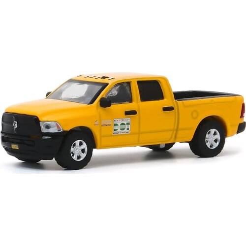GreenLight 1:64 2017 RAM 2500 Pickup alloy toy car toys for children diecast model car Birthday gift
