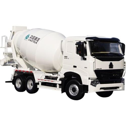 New Original 1:24 Sinotruk Howo A7 Diecast Concrete Mixer Cement Truck Model for Gift, Collection