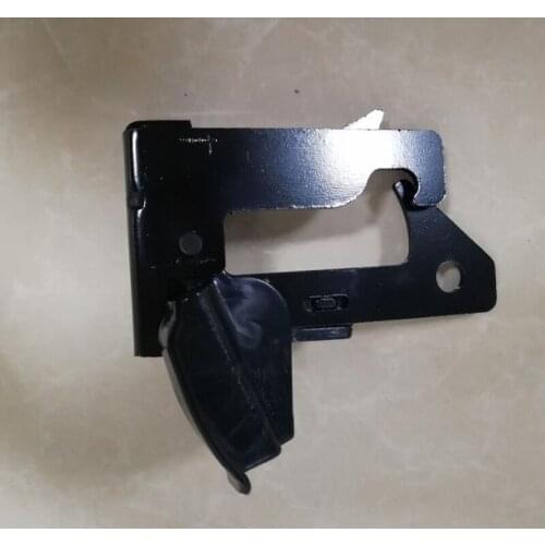 For Benz C-class W204 2048800064 Iron Cover lock hook