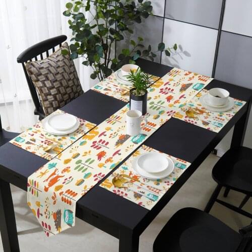 Cartoon Autumn Hedgehog Fox Owl Table Runner Table Mats Cover For Home Wedding Banquet Festival Party Catering Hotel Decoration