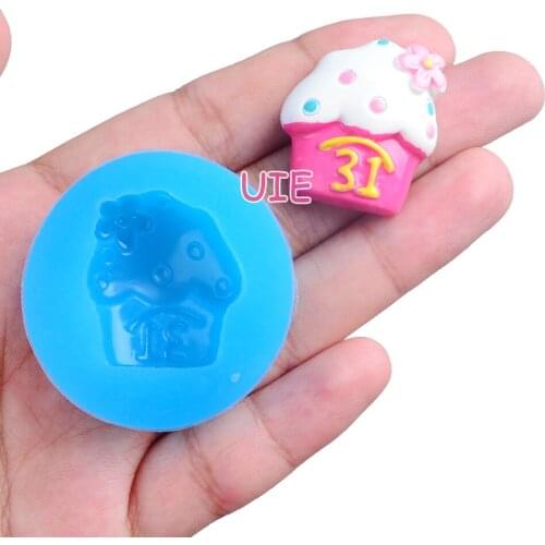 GYL583U 26.2mm x 23.8mm Cupcake Silicone Mold Fondant Cake Decoration Candy Resin Clay Earrings Necklace Craft Soap Candle