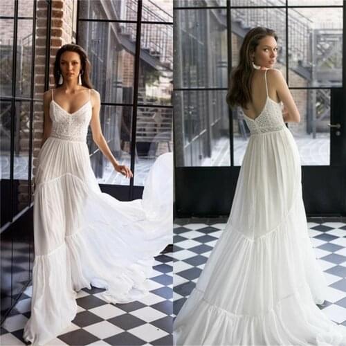 2020 Bohemian Wedding Dresses Sexy Spaghetti Neck Lace Appliqued Bridal Gowns Robe de Mariee Boho Backless Country Wedding Dress