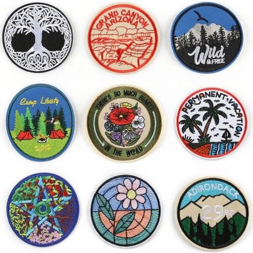 1pcs mix Circular Insignia Patches for Clothing Iron on Embroidered Sew Applique Cute Fabric Badge Garment Apparel Accessories