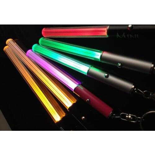 Wholesale LED Flashlight Stick Keychain Mini Torch Aluminum Key Chain Key Ring Durable Glow Pen Magic Wand LED Light Stick