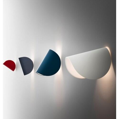 Nordic Designer Wall Lamp Minimalist Iron Wall Lights Indoor Lighting for Bedroom Study Living Room Wall Sconce Rotatable Lamps