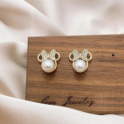 Senior sense of pearl earrings in 2021 new tide temperament butterfly earrings micro-inset individual fashion earrings