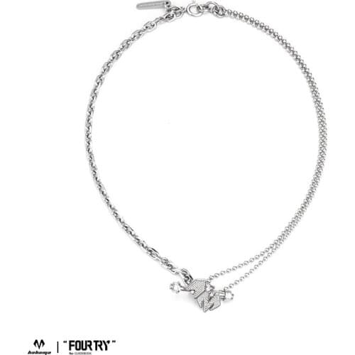 Babama trend partner Fourtry Yao Yu with the money chain hip-hop men hanging pendants tide couple lady