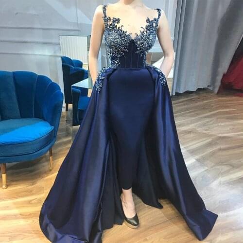 New Ball Gow Prom Dresses 2020 Luxury Beaded Prom Dress Dark Blue Evening Dress Sheer Neck Sleeveless Vestido longo Formal Dress
