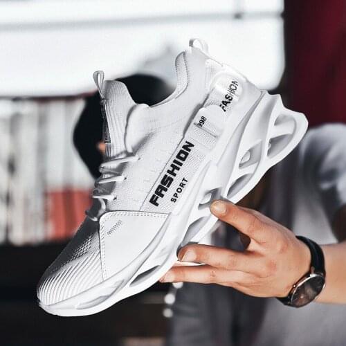 2021 Fashion Mens Sports Shoes Breathable Casual White Shoes Lightweight Couples Running Shoes Anti Slip Male Sneakers Black