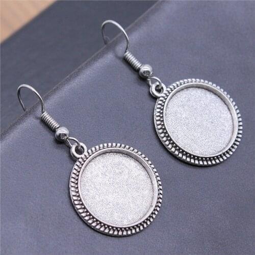 Vintage 2 Colors 16mm 20mm Round Simple Style Cameo Cabochon Pendant Base Setting Drop Earrings For Earring Making