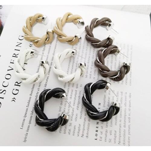 Fashion 925 Silver Needle Croissant Earring Twist Braided web celebrity hot style Earring Ring New Products earrings trendy 2021