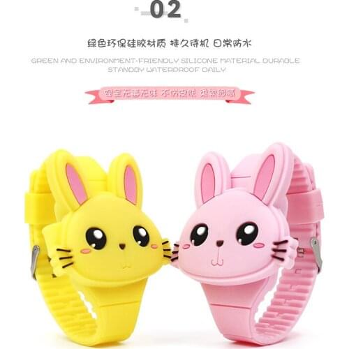 Silicone LED cartoon watch childrens toy watch 2019 new rabbit clamshell childrens electronic watch