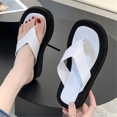 Womens slippers summer womens beach flip-flops sandals casual shoes thick bottom womens shoes zapatos de mujer cute slippers