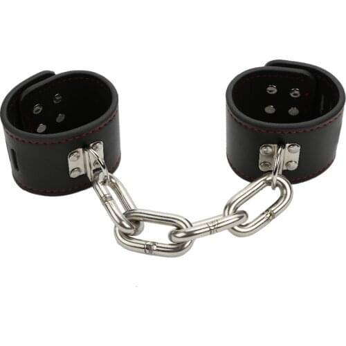 Couple flirting toy handcuffs Locked 6 mm thick stainless steel chain leather handcuffs Adult Products sex toys