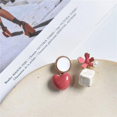 Asymmetric Cute Heart Geometry Square Pearl Earrings Creative Lovely Jewelry Stud Earrings for women