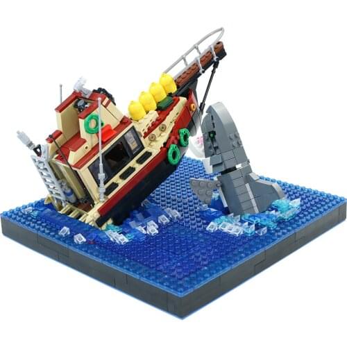 MOC Warship Building Blocks Movie Great White Shark Attack Shipswreck Boat Bricks Home Decoration Toys For Kid Birthday Gift