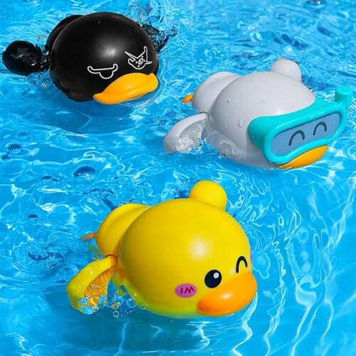 3pcs Bathroom Bath Baby Toys Summer Swimming Children Play Water Cute Little Funny Duck Toys Clockwork Rowing Toys For Kid Gifts