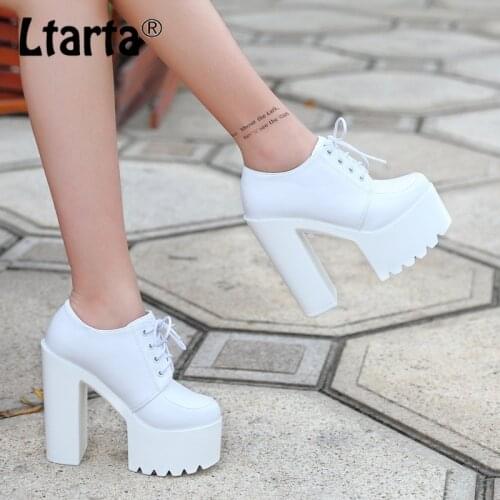 LTARTA Fashion Show Super Light Thick-soled Fashion Boots Fall Nightclub Sexy High-heeled Boots Women Ankle Boots ZYW-880-1