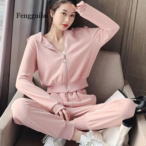 Leisure sports suit womens 2020 new autumn fashion short Hooded Coat with two sets of high waist Leggings