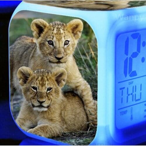 Prairie Lion King 7 Color Illuminated LED Digital Clock Childrens Room Alarm Clock Multifunctional Luminous Electronic Clocks