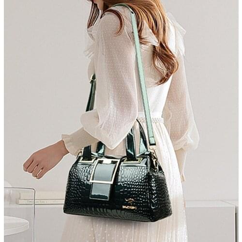 New Genuine Leather Women Handbag Mother Bag Shoulder Messenger Middle-aged Female Bag Crocodile Pattern Portable Boston Bags