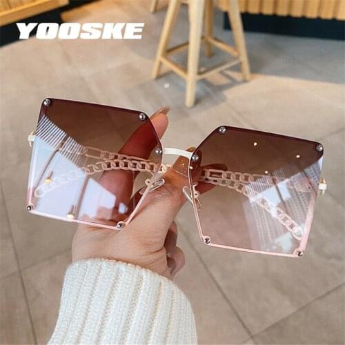 YOOSKE 2021 New Fashion Oversize Gradient Sunglasses for Women Vintage Alloy Chain Frame Rivet Square Sun Glasses Female Elegant