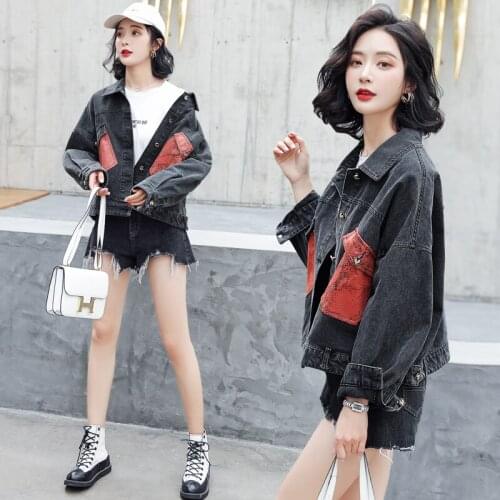 Denim Jacket Women Stitching Snake Pattern Pockets Short Jeans Coat 2021 New Spring Autumn Loose Oversized Female Outwear Tops