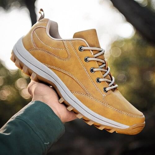 Mens Casual Shoes Light Breathable Man Casual Shoes Fashion Outdoor Hiking Shoes Classic Tooling Men Sneakers Plus Size 39-48