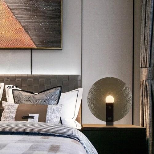 LED Creative Round Table Lamp Glass Bedside Bedroom Study Living Room Living Room Hotel Customer Service Art Decoration Lamp