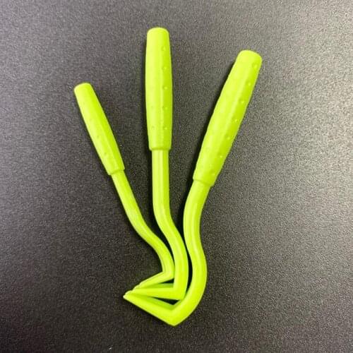 3pcs/Set Twist Hook Plastic Tick Flea Remover Tick Tick Remover Tool New Accessaries Hook Pet Dog Cat Pet Supplies Accessories