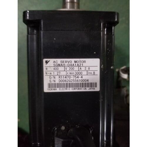 SGMAH-04A1A21 SERVO MOTOR , used in good condition . 80% appearance new , good working , free shipping