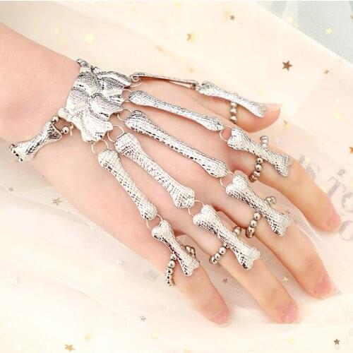 Halloween Skull Metal Bracelet for women Claw Link Nail Finger Skeleton Ghost Creative new fashion hip hop jewelry game Bracelet