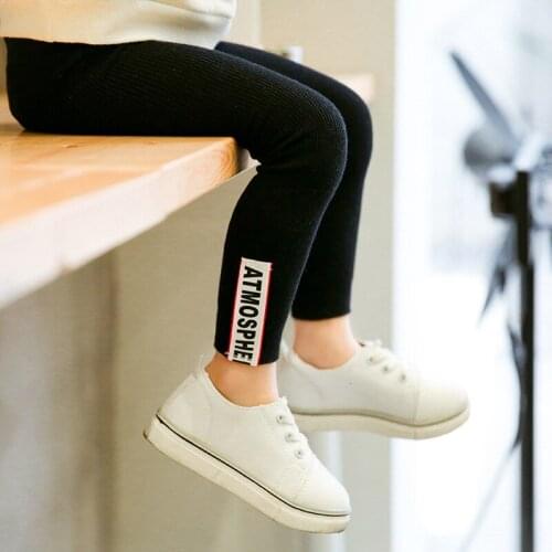 High quality 100% cotton girls leggings with color patch cheap warm and comfortable trousers for girls age 3 to 8 years old