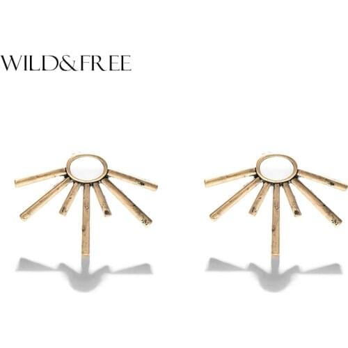 Vintage Geometric Stud Earrings With Natural Shell Bohemian Antique Gold Alloy Leaf Hollow Stud Earrings For Women