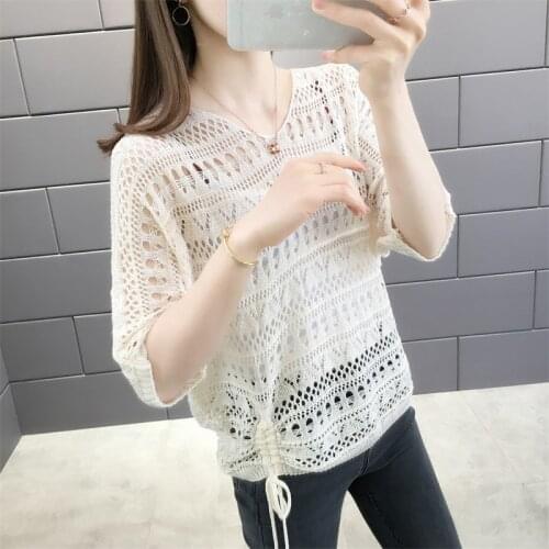 The new spring and summer 2021 ladies v-neck brim hole hole hollow out with thin sweater smock batwing coat