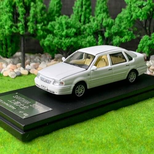 1/43 Scale Diecast Car Volkswagen VW SANTANA 3000 White Model Toy Collection