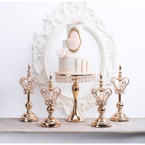 European Golden Candle Holder Luxury Metal Wedding Decor Romantic Candle Holder Centro De Mesa Boda Candlestick Home Decor DD60Z
