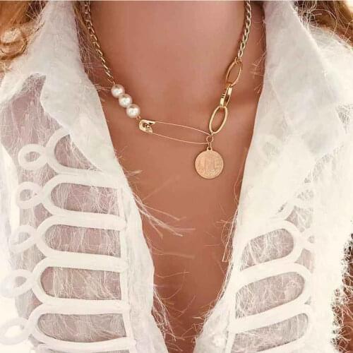 European and American New Fashion Simple Retro Oval Buckle Chain Pin Sexy Women Pendant Necklace Manufacturer Wholesale