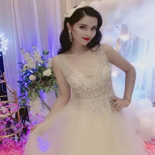 Sexy Champagne Evening Dress 2020 A-line Beading Backless Ruffles Evening Gown vestidos robe soiree LE40784