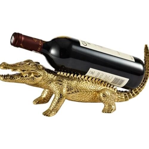 2021 Metal Crafts Creative The Crocodile Shaped Red Wine Rack for Table Decoration