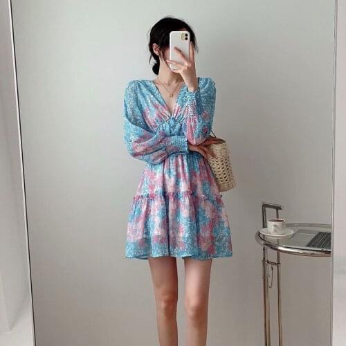 2021 Womens Fashion Casual V-neck Lantern Sleeve Mini Dress Shirring Buttons Decorate Elastic Waist Printing Dress