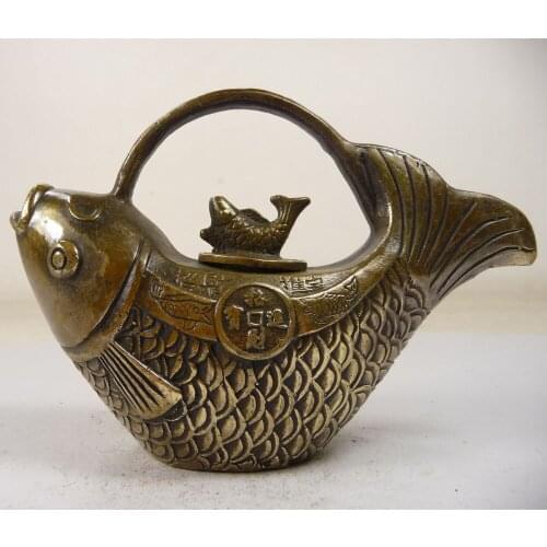 4 inch / collectible china handwork old copper carved fish shape superb teapot Free shipping