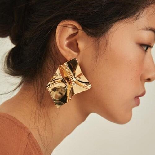 Brand Metal glossy Brincos Irregular Geometric Stud earrings for Women fashion Rock Punk jewelry Gold Earrings Vintage Bijoux