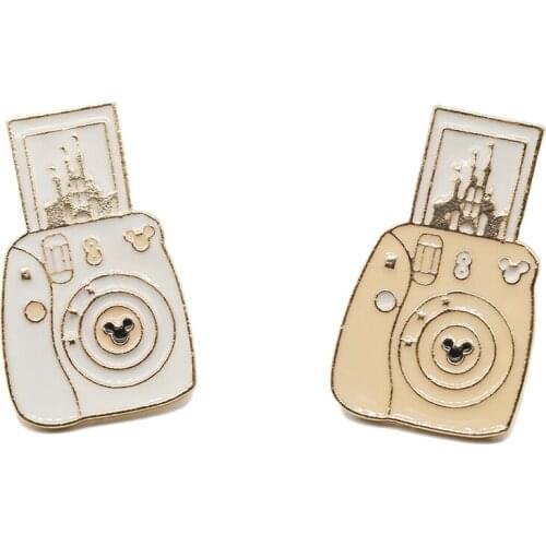 Lovely Camera Castle Room Friends Gifts Fashion Enamel Adult Brooch