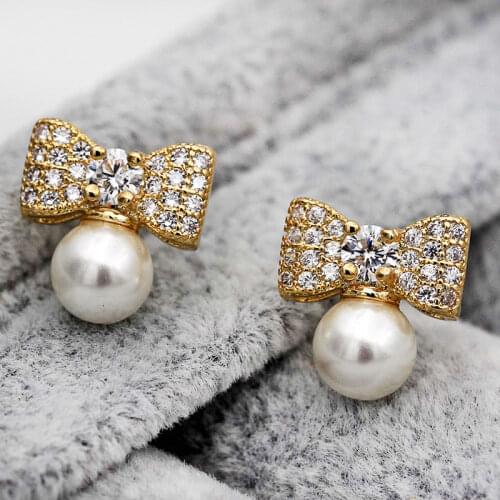Luxury Elegant Korean Style Women Earrings Zircon Butterfly Pearl Ball Stud Earrings Fashion Small Earrings Wedding Gift OBS1314