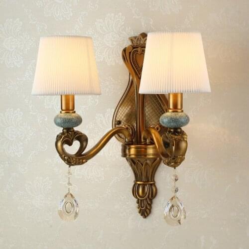 Modern European Crystal Wall Light Brass Color Modern E14 LED Crystal Wall Lamp Bedroom Wall Sconce Lighting Bathroom Wall Lamp