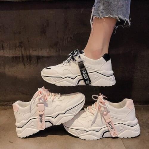 Old shoes female 2019 autumn models increased thick bottom mesh breathable white shoes students high-heeled casual shoes tide